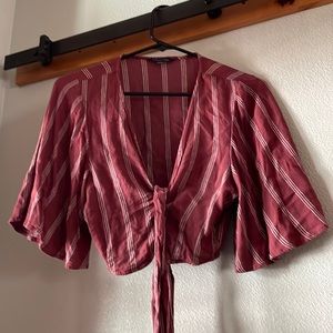 Flowy American Eagle tie crop top.